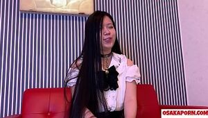 24 साल प्यारा शौकिया एशियाई सेक्स का साक्षात्कार प्राप्त है। युवा जापानी बकवास खिलौना के साथ हस्त